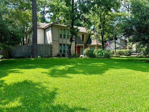 Single Family Residence in The Woodlands TX 64 Indian Clover Drive.jpg