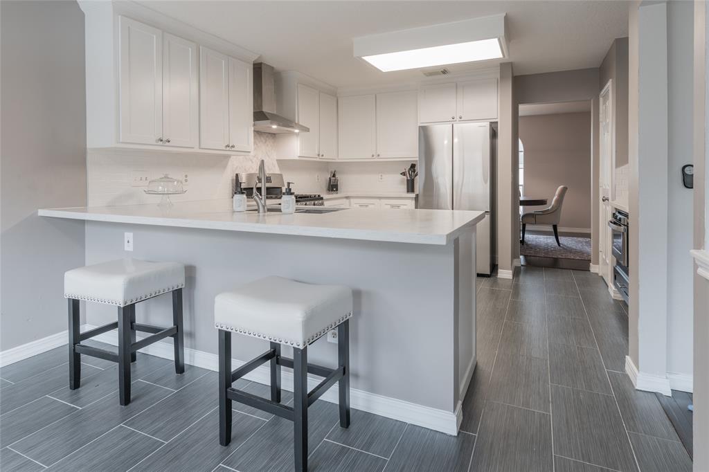 4001 Spring Branch Drive, Pearland, Texas image 3