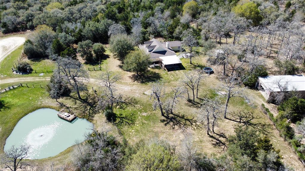 1076 W Branding Iron Rd, Weimar, Texas image 4