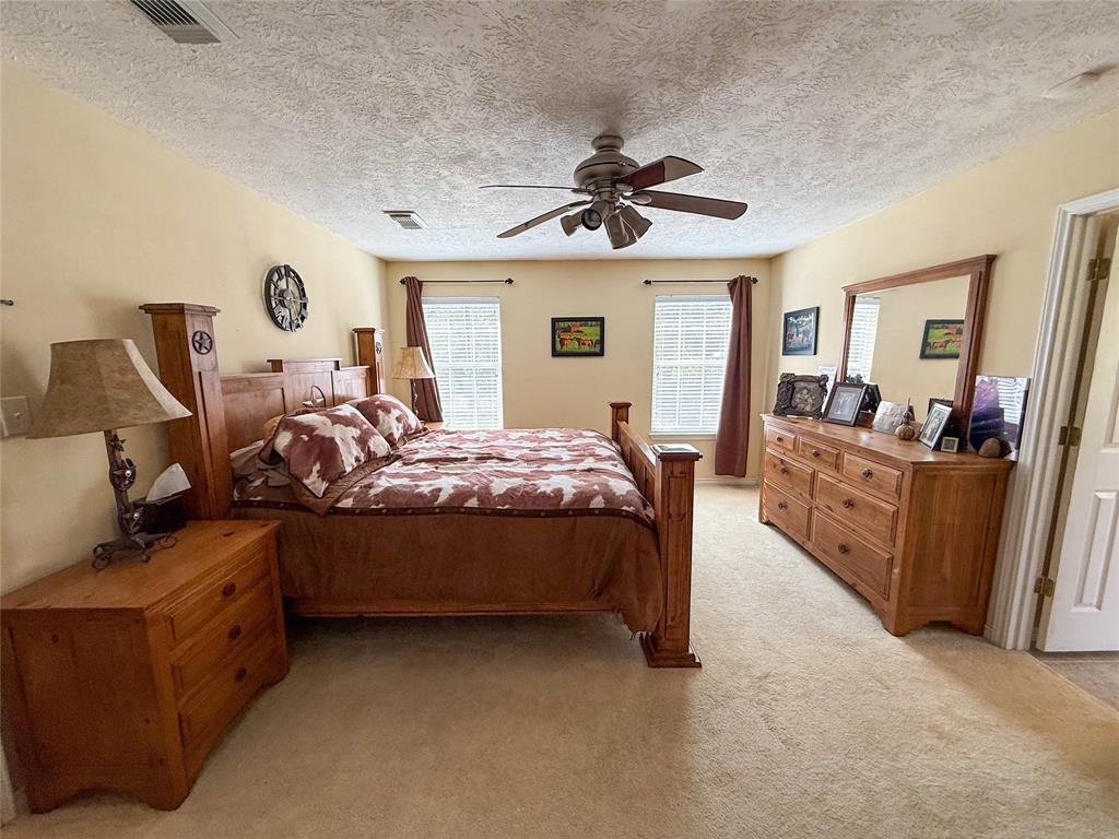1076 W Branding Iron Rd, Weimar, Texas image 17