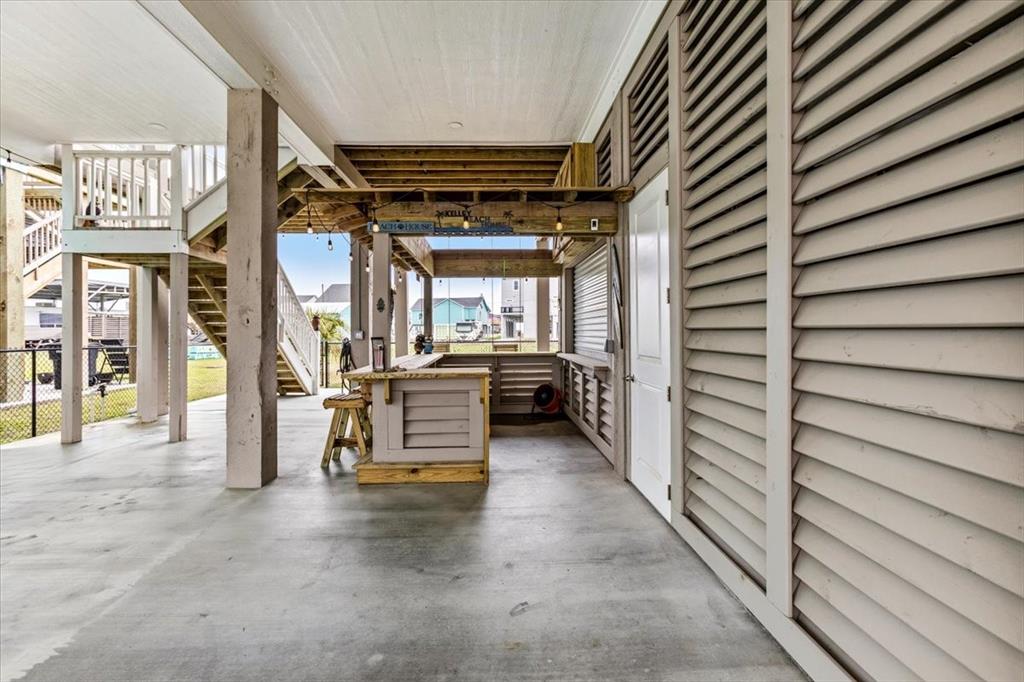1990 Royalville Court, Crystal Beach, Texas image 35