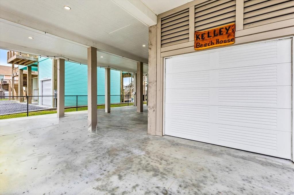 1990 Royalville Court, Crystal Beach, Texas image 33