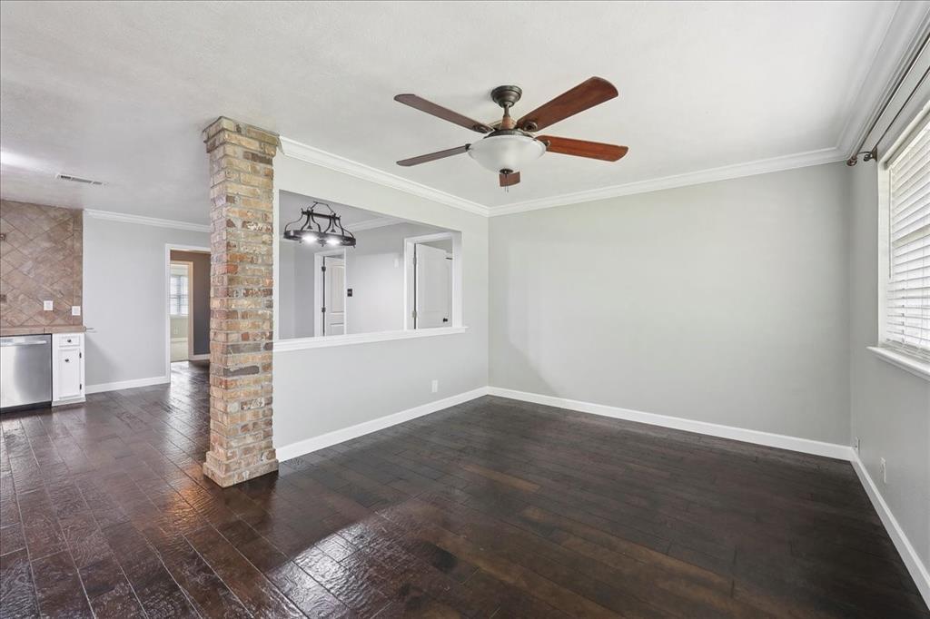 1216 Marshall Avenue, Nederland, Texas image 4