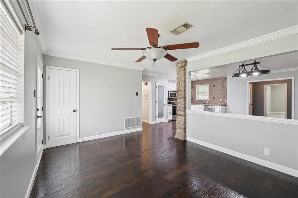 1216 Marshall Avenue, Nederland, Texas image 6