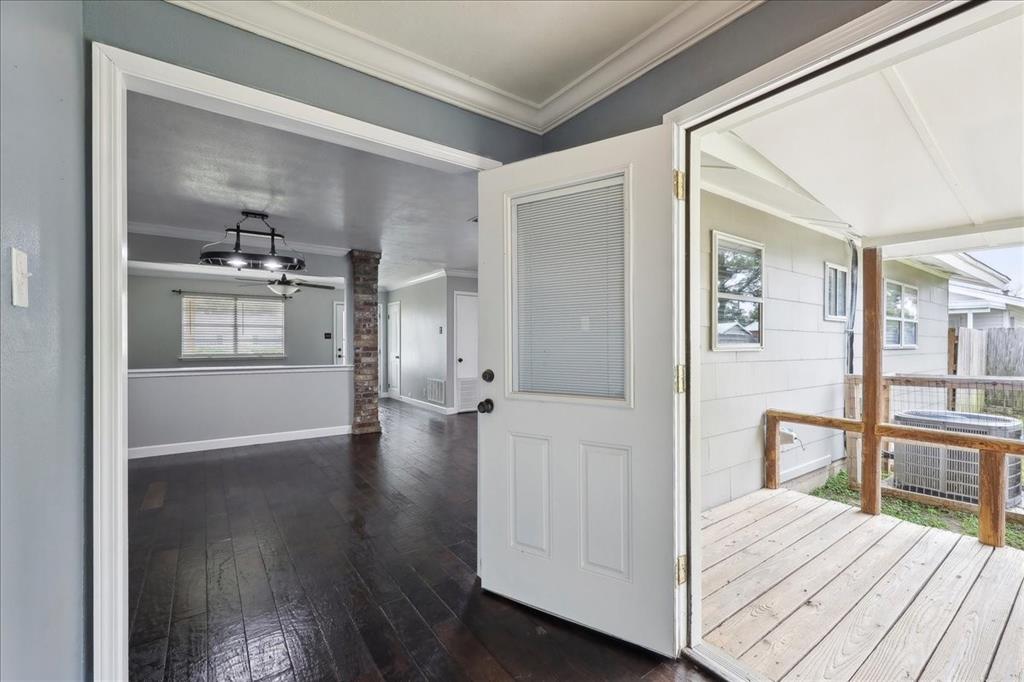 1216 Marshall Avenue, Nederland, Texas image 27