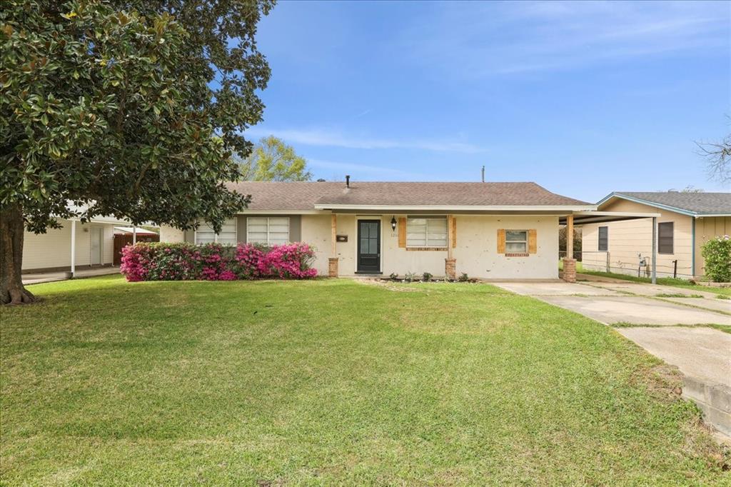 1216 Marshall Avenue, Nederland, Texas image 1