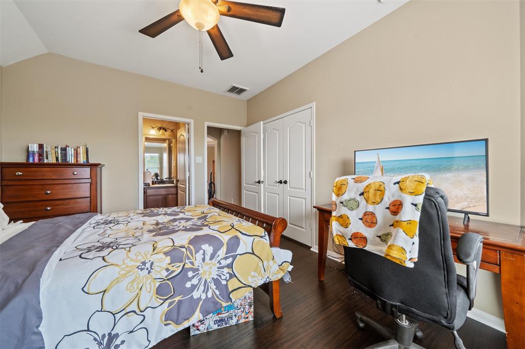514 Whitney Oaks Lane, Stafford, Texas image 27