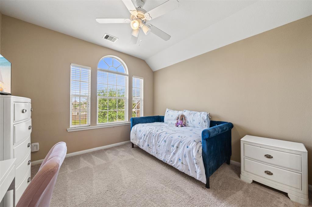 514 Whitney Oaks Lane, Stafford, Texas image 32
