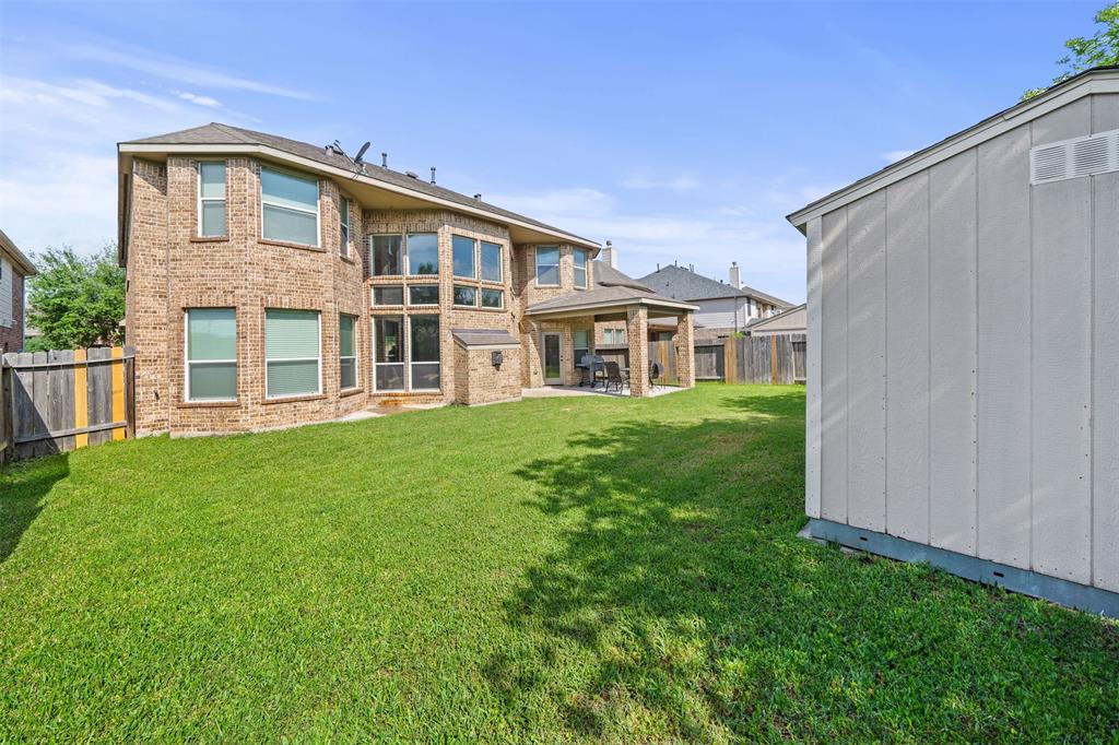 514 Whitney Oaks Lane, Stafford, Texas image 39