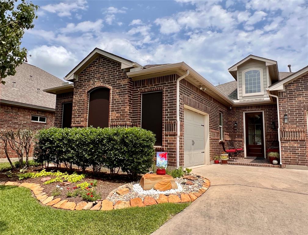 115 Carriage Court, Magnolia, Texas image 3