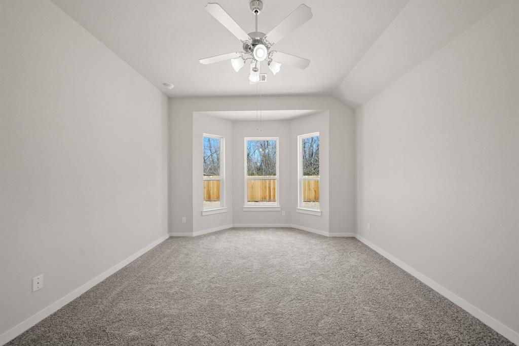 289 Galant Fox Way, New Caney, Texas image 9