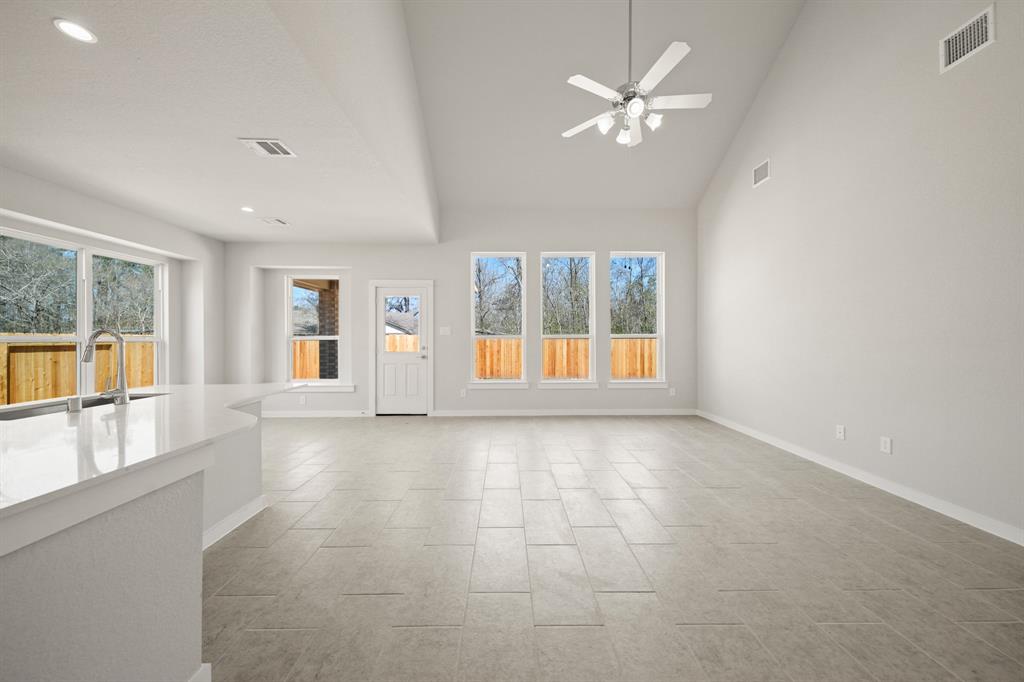 289 Galant Fox Way, New Caney, Texas image 13