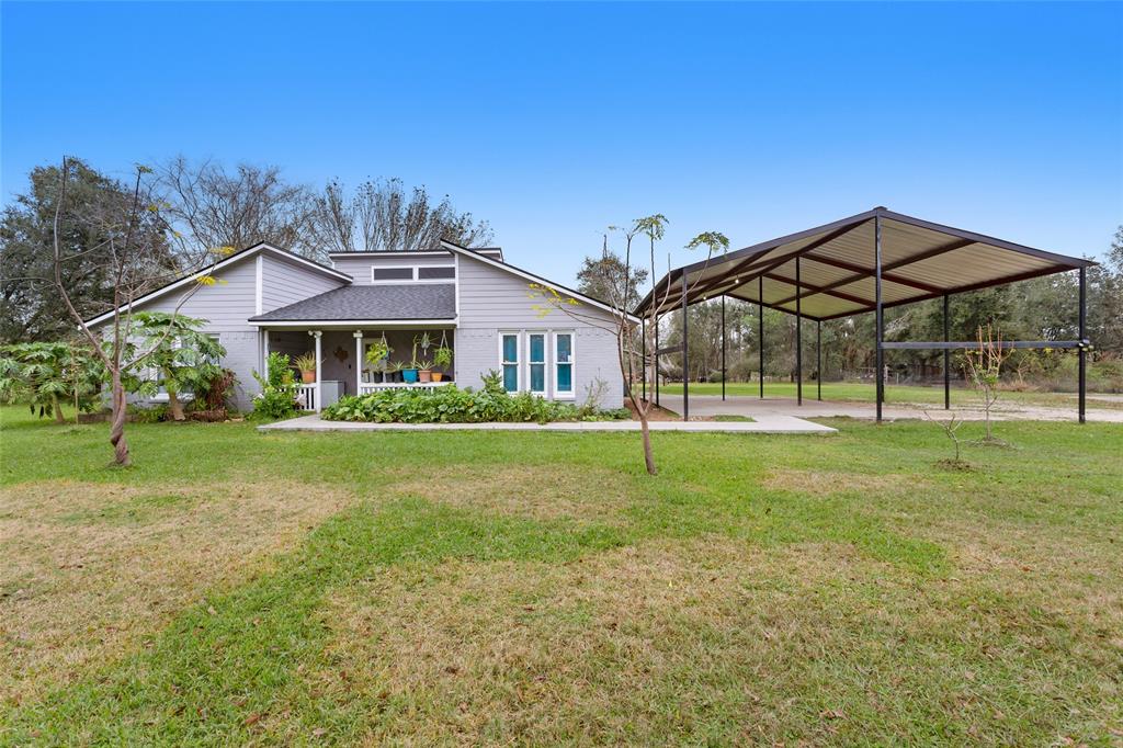 18806 Mckay Road, Alvin, Texas image 1