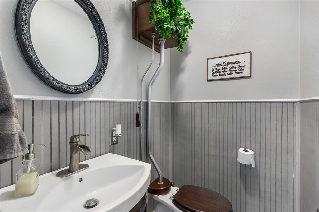 89 Private Road 684, Dayton, Texas image 12