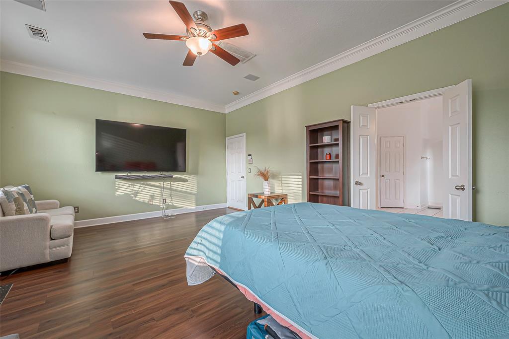 1904 Stonegrove Court, Pearland, Texas image 37