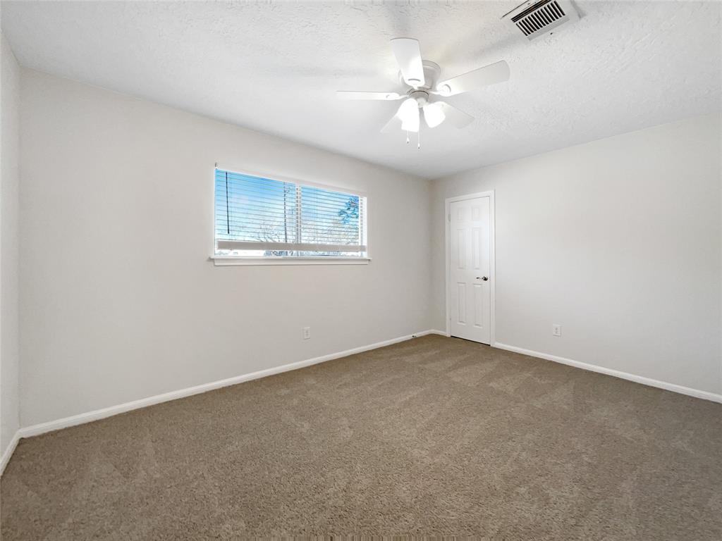 1011 Kempsford Drive