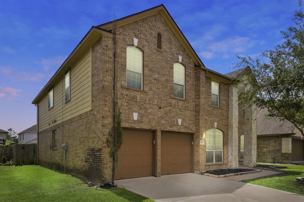 4515 Matagorda Lakes Drive, Humble, Texas image 1