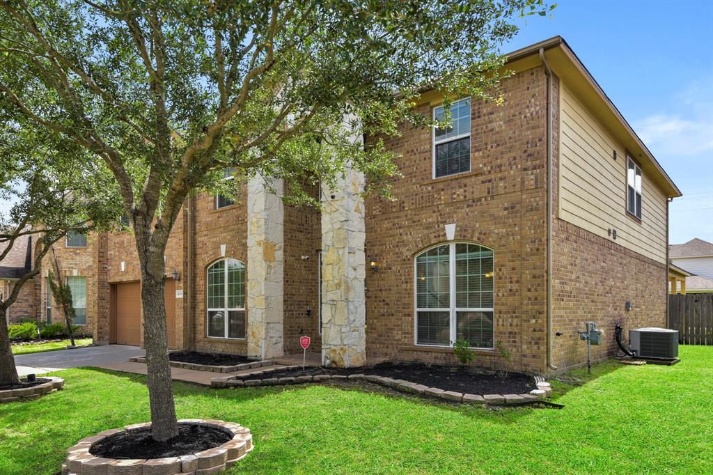 4515 Matagorda Lakes Drive, Humble, Texas image 4