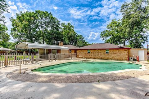 A home in New Caney