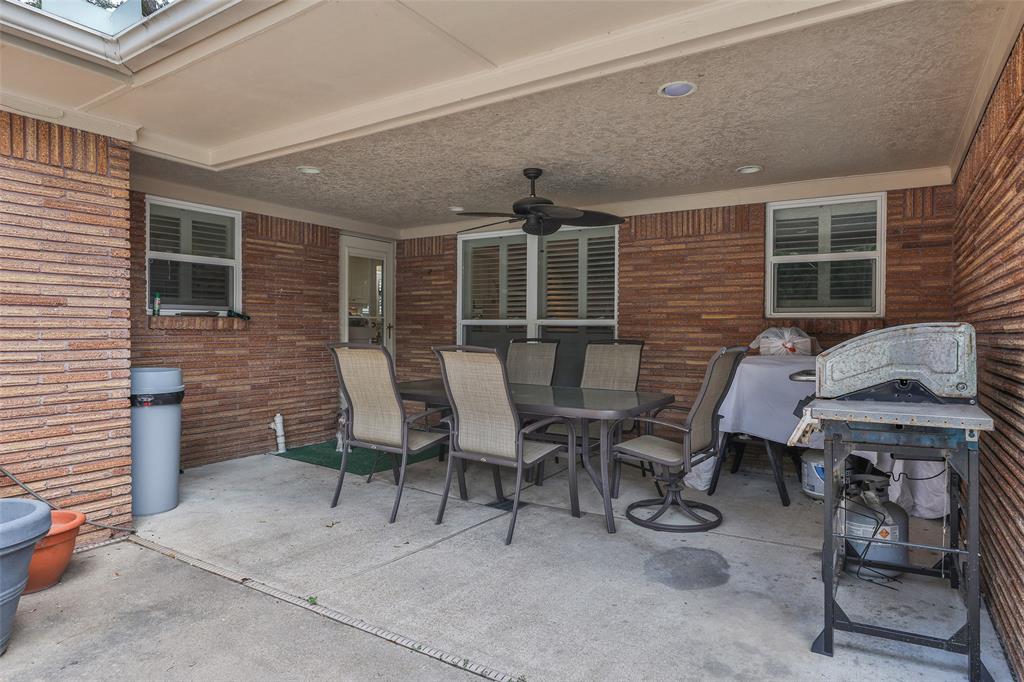 6235 Queenswood Lane, Houston, Texas image 26