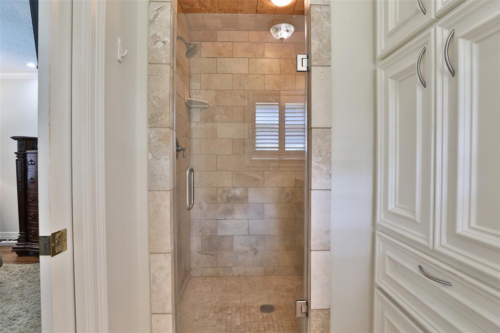 6235 Queenswood Lane, Houston, Texas image 25