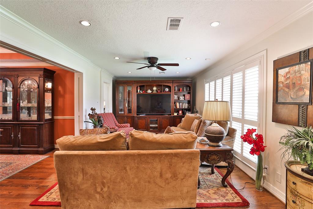 6235 Queenswood Lane, Houston, Texas image 7