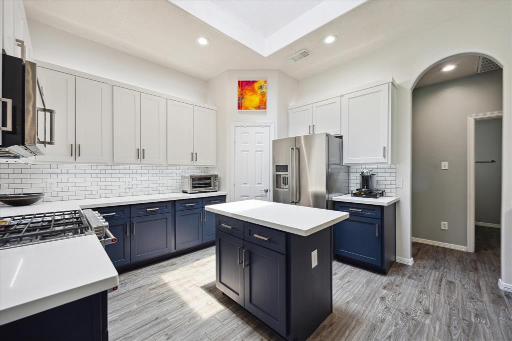 9014 Lavender Field Court, Sugar Land, Texas image 3