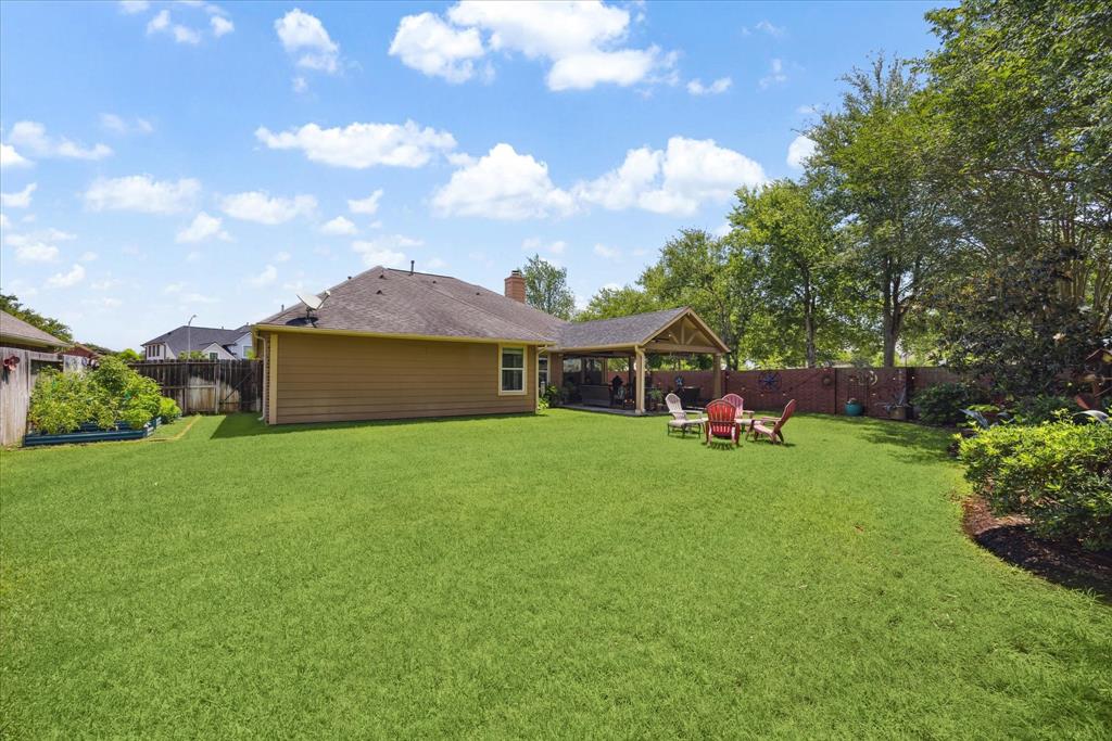 9014 Lavender Field Court, Sugar Land, Texas image 7