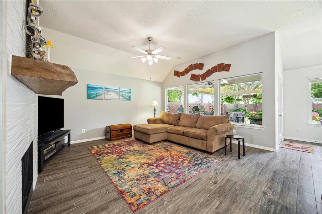 9014 Lavender Field Court, Sugar Land, Texas image 12