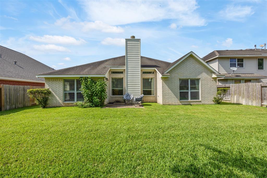 9014 Carriage Point Drive, Sugar Land, Texas image 24