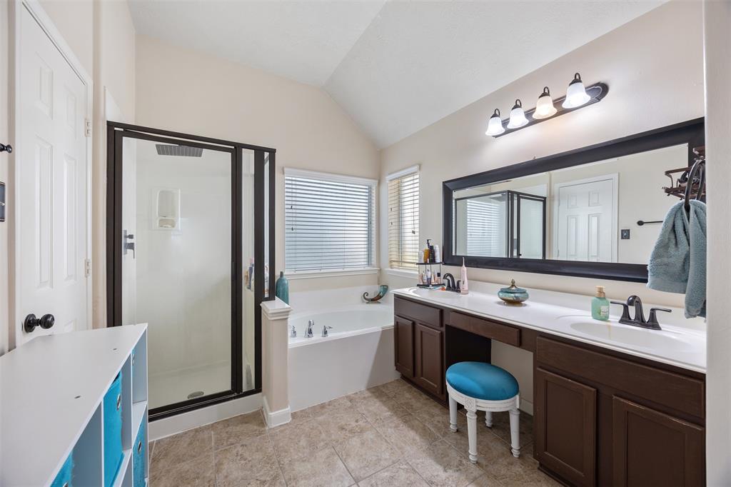 9014 Carriage Point Drive, Sugar Land, Texas image 23