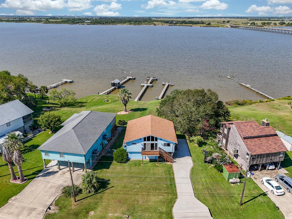 610 W Bayshore Drive, Palacios, Texas image 49