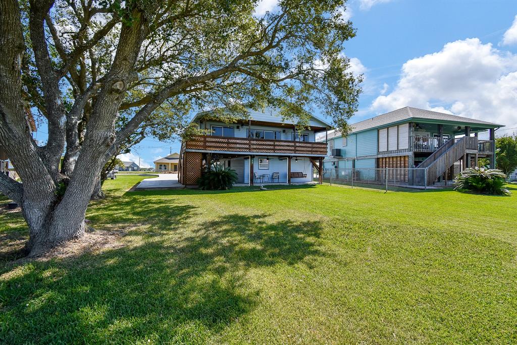 610 W Bayshore Drive, Palacios, Texas image 47