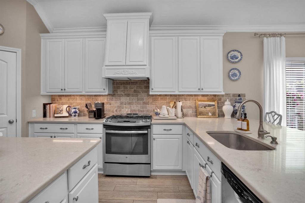 107 Sunrise Haven Drive, Montgomery, Texas image 14