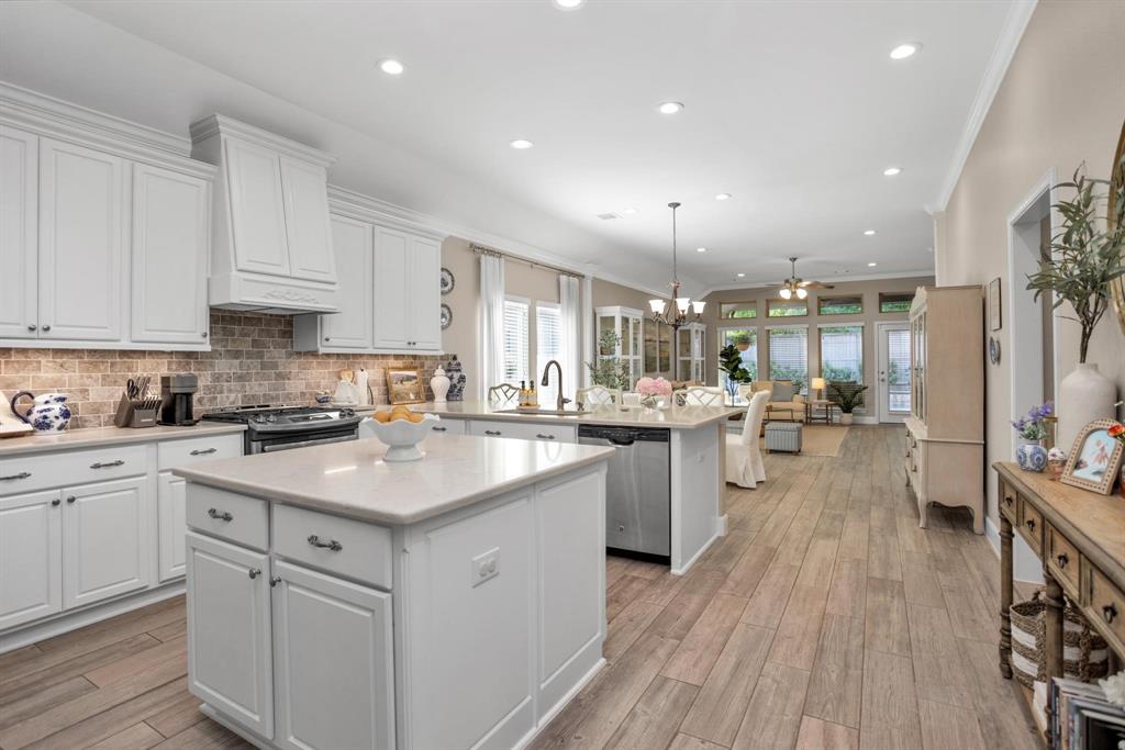107 Sunrise Haven Drive, Montgomery, Texas image 12