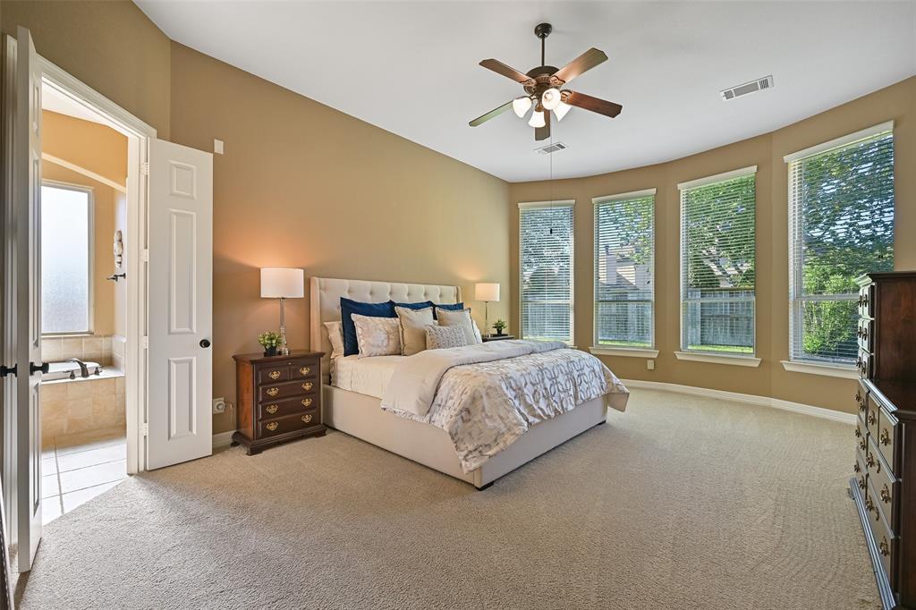137 Bandera Creek Lane, Friendswood, Texas image 18