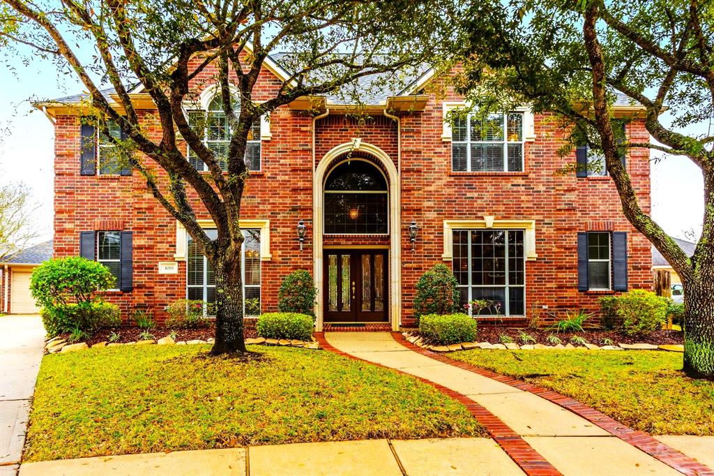 3019 Brooks Court, Pearland, Texas image 2