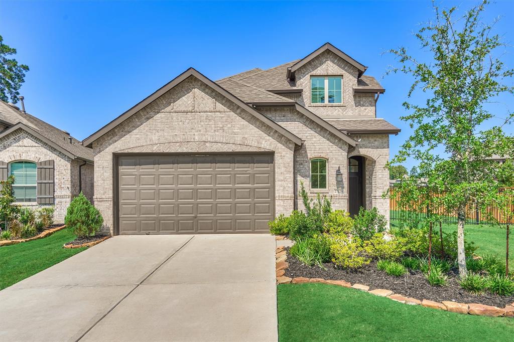 27129 Ivorywood Drive, Magnolia, Texas image 1