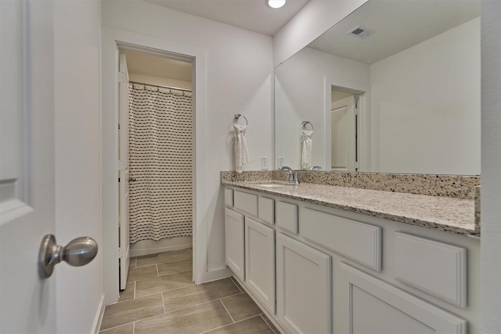 27129 Ivorywood Drive, Magnolia, Texas image 29