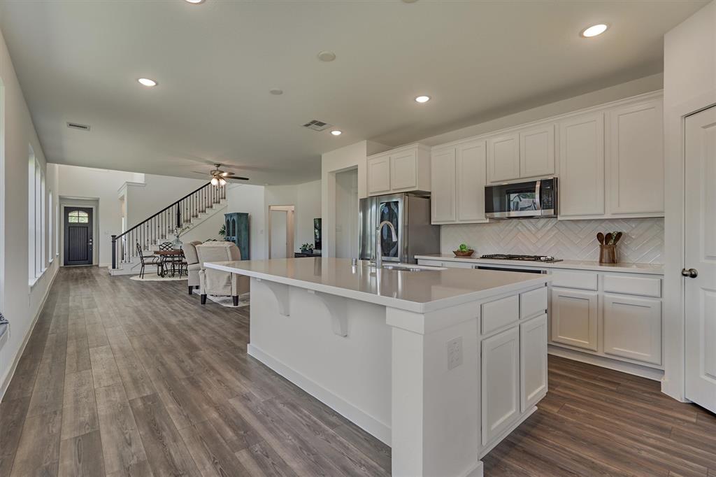 27129 Ivorywood Drive, Magnolia, Texas image 16