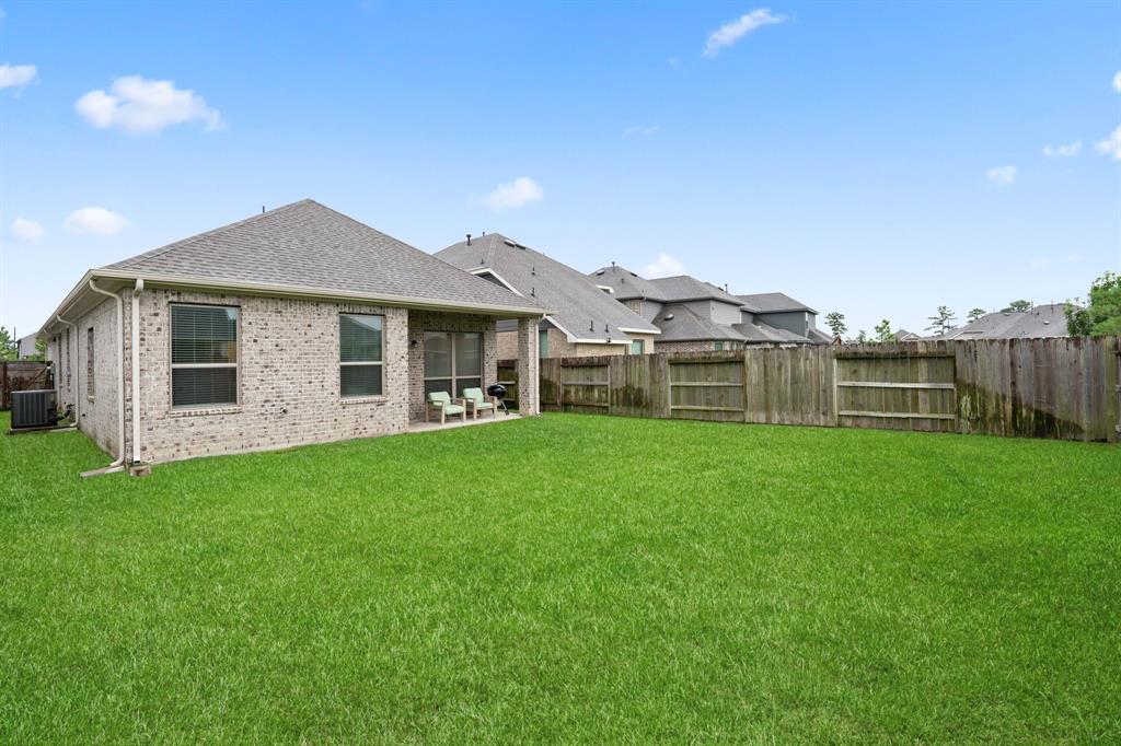 16407 Little Pine Creek Drive, Humble, Texas image 29