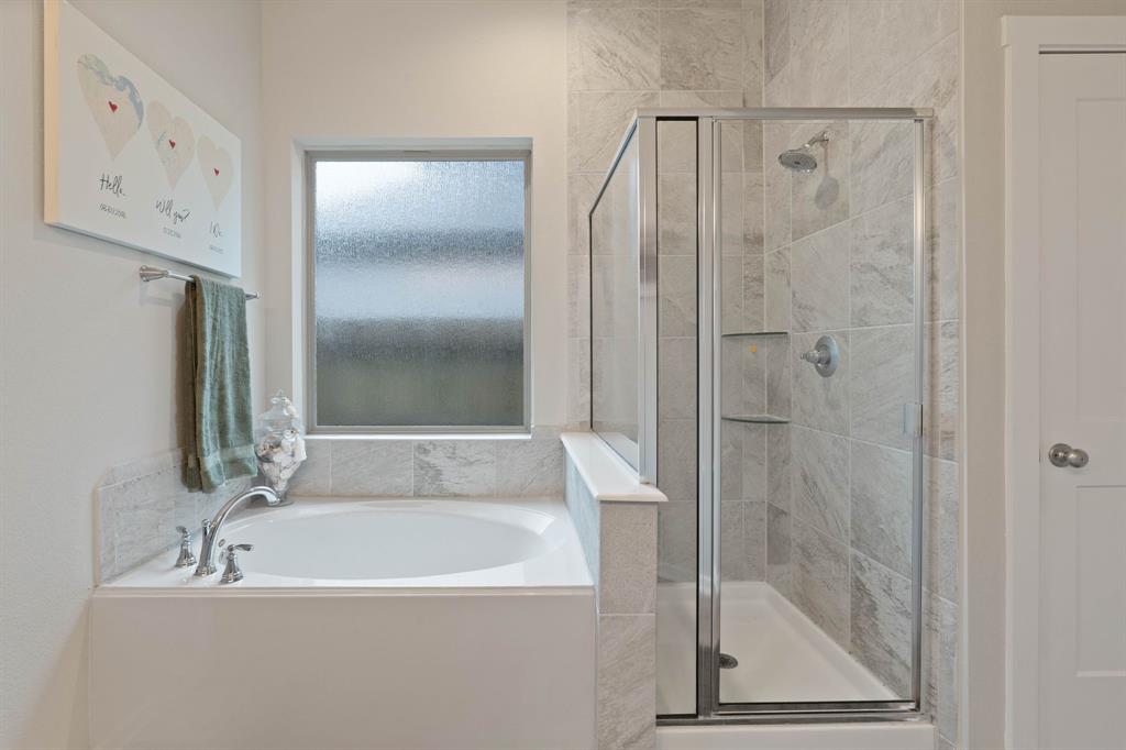 16407 Little Pine Creek Drive, Humble, Texas image 20