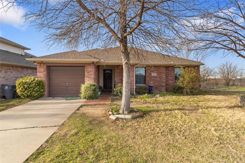 5203 Eagle Heights Drive, Dallas, Texas image 1