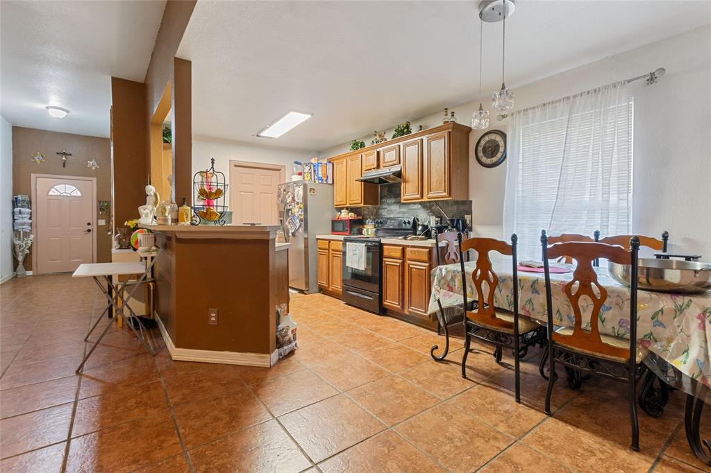 5203 Eagle Heights Drive, Dallas, Texas image 19