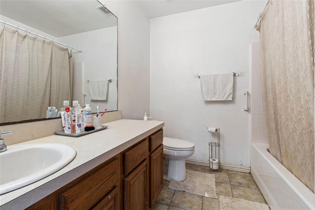 5203 Eagle Heights Drive, Dallas, Texas image 7