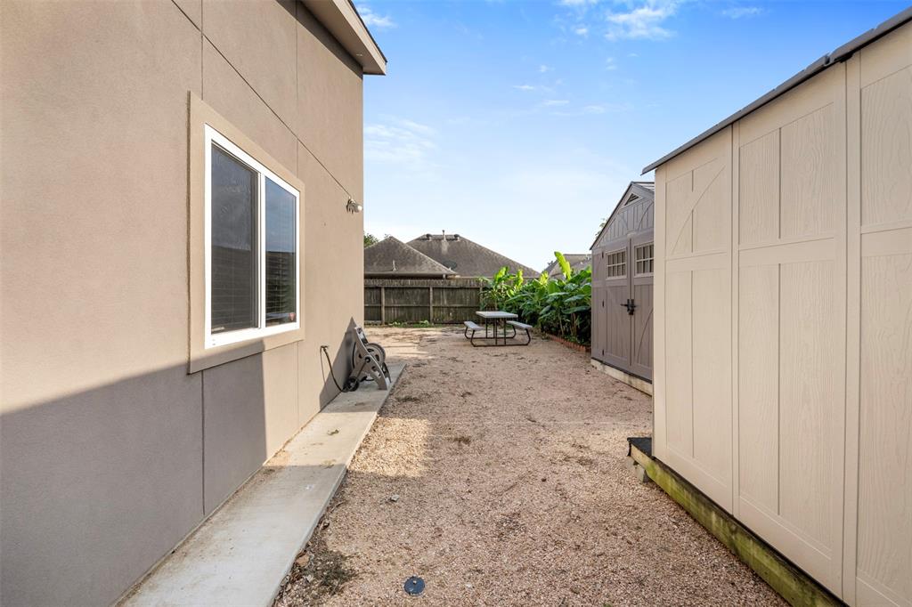 2526 Perez Road, Pasadena, Texas image 22