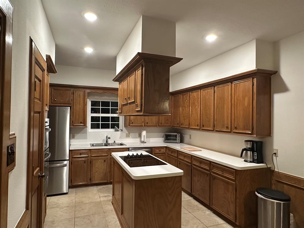 1023 Barkston Drive, Katy, Texas image 9