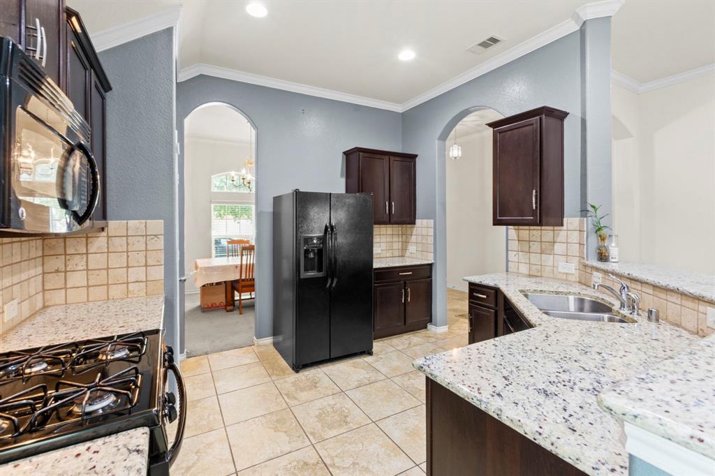 4318 Plumeria Avenue, Baytown, Texas image 10