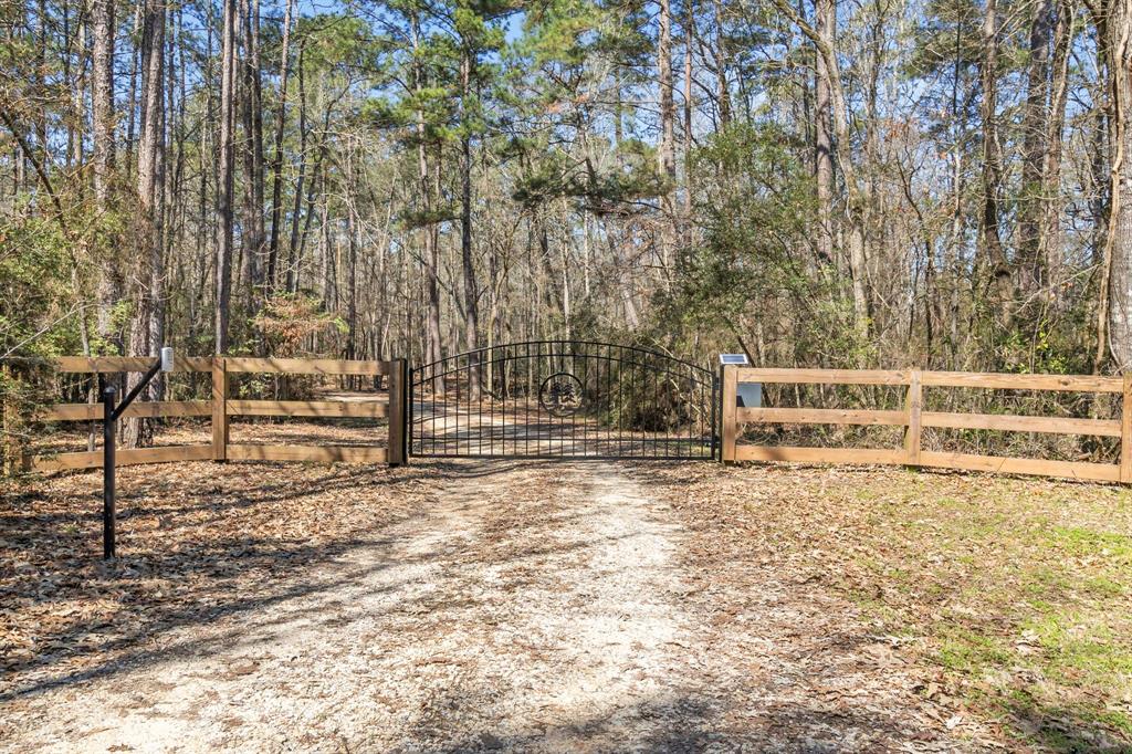 5535 Fm 350, Livingston, Texas image 42