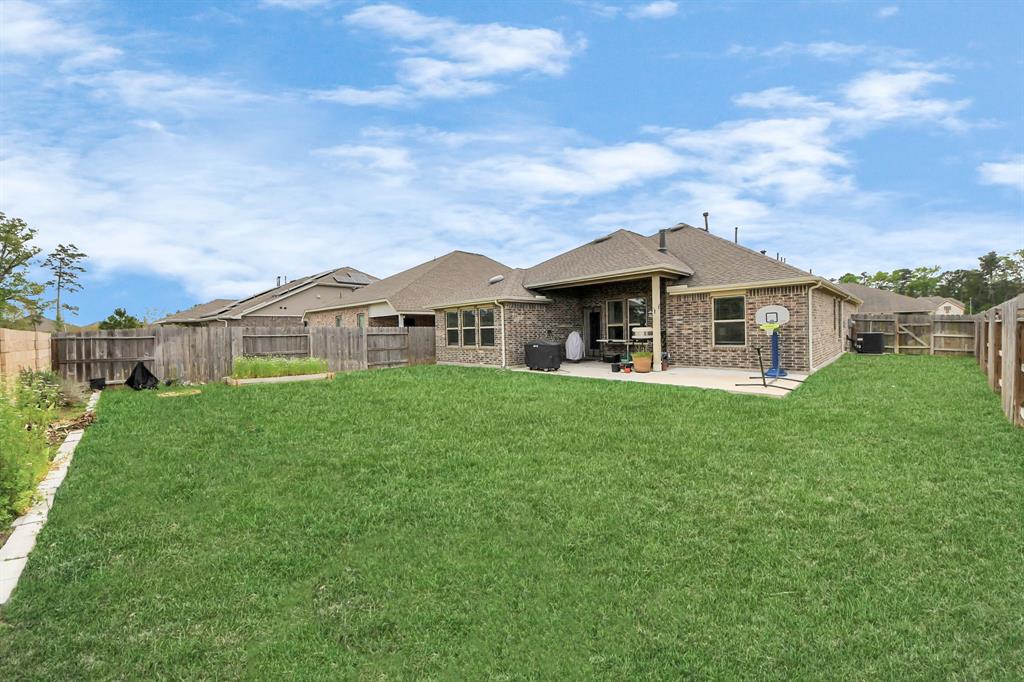 4322 Tawny Timber Drive, Spring, Texas image 33